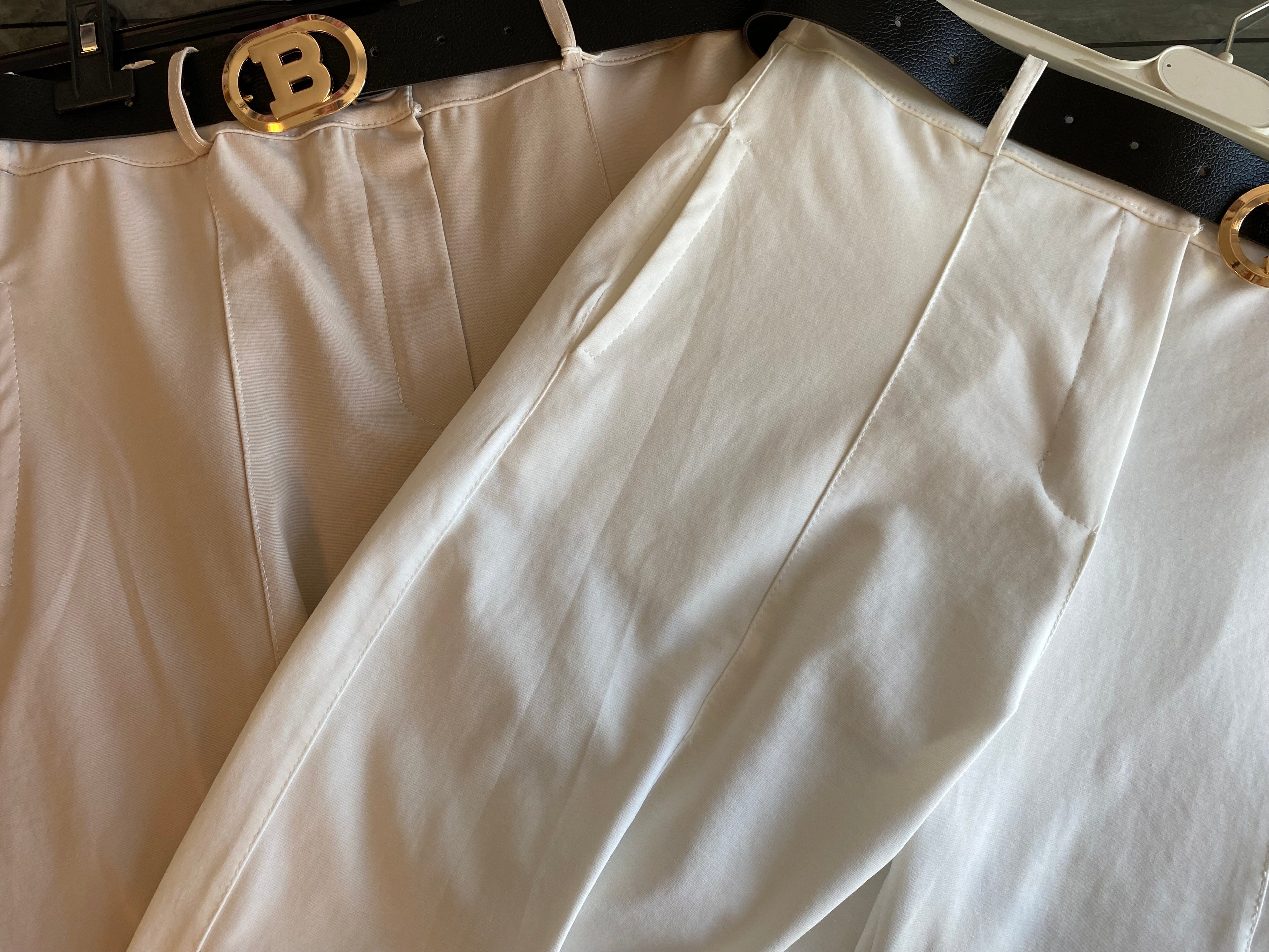 Ultra-Stretch High-Waist Hose im Clean-Look, stylisch und super angenehm auf der Haut, lockere Einheitsgröße (M/XL)