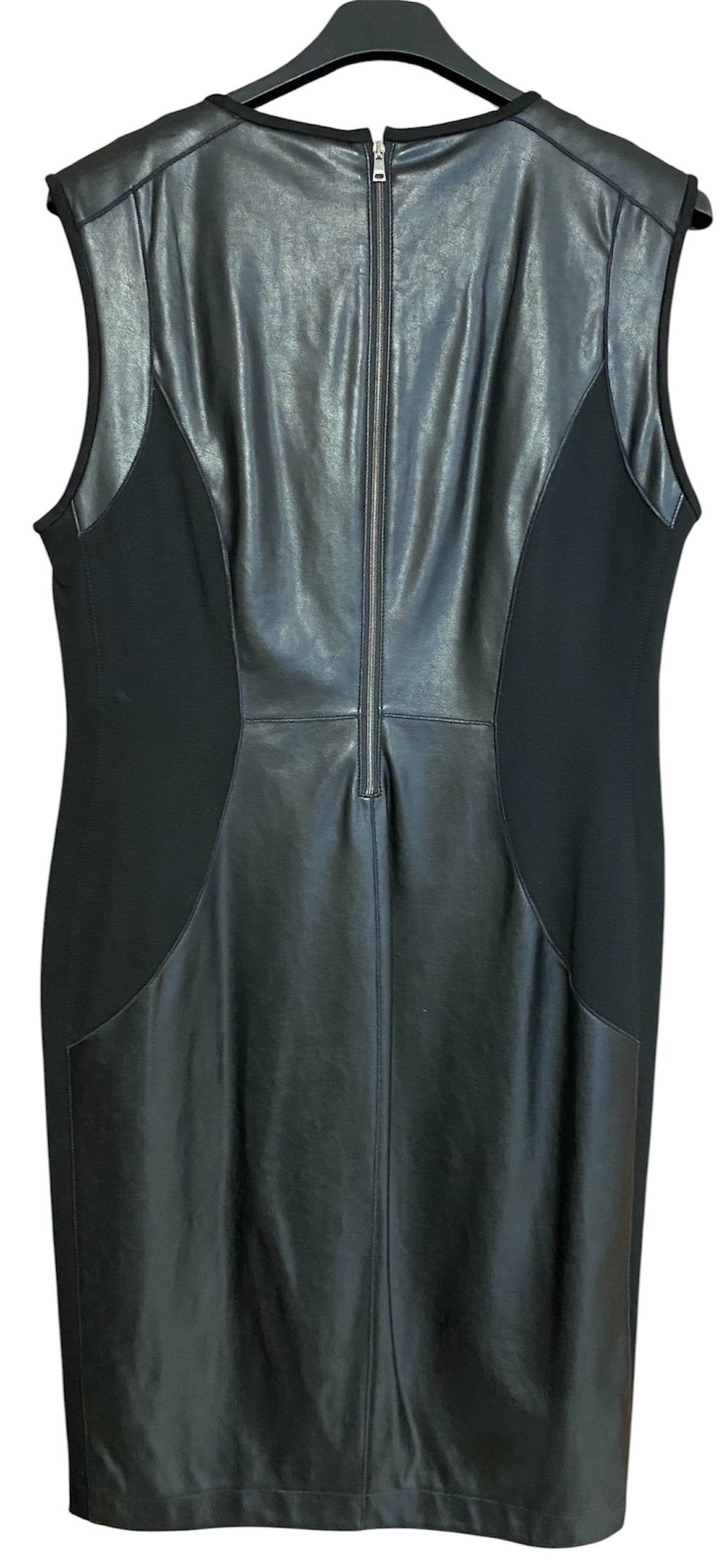 Marc Cain Etui-Kleid N4 (Gr. 40) Schwarz, Leder-Optik,  Materialmix, Top Zustand (Neupreis 349 €)