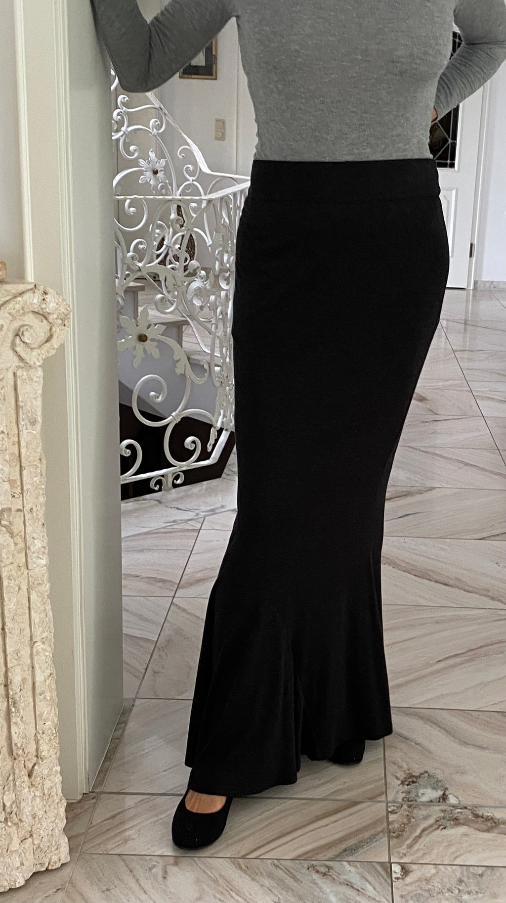 Karen Millen figurbetonender Maxi-Rock, Fishtail, knöchellang, ganz fein schwarz-grau meliert, Gr.40