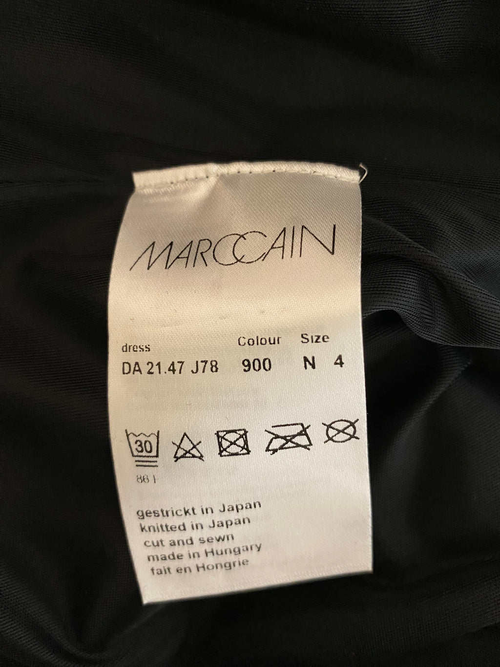 Marc Cain Etui-Kleid N4 (Gr. 40) Schwarz, Leder-Optik,  Materialmix, Top Zustand (Neupreis 349 €)