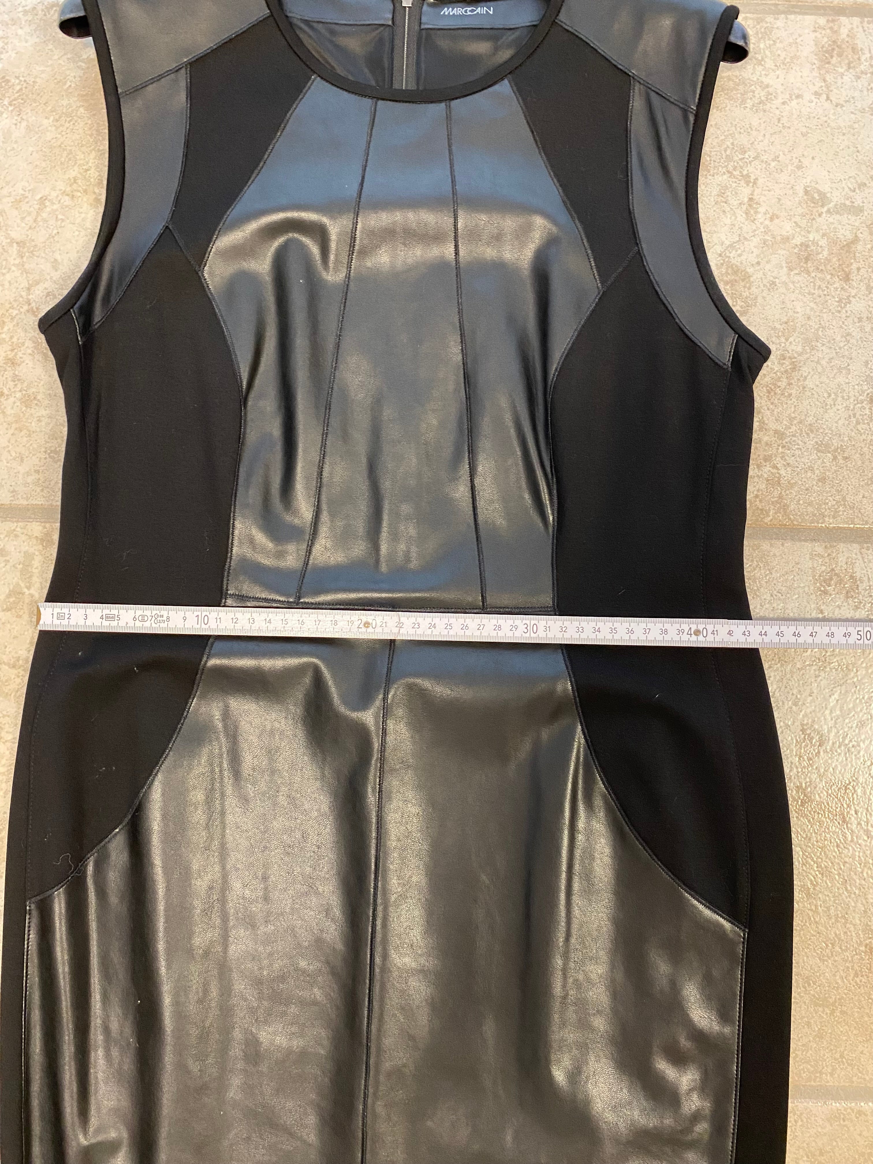 Marc Cain Etui-Kleid N4 (Gr. 40) Schwarz, Leder-Optik,  Materialmix, Top Zustand (Neupreis 349 €)