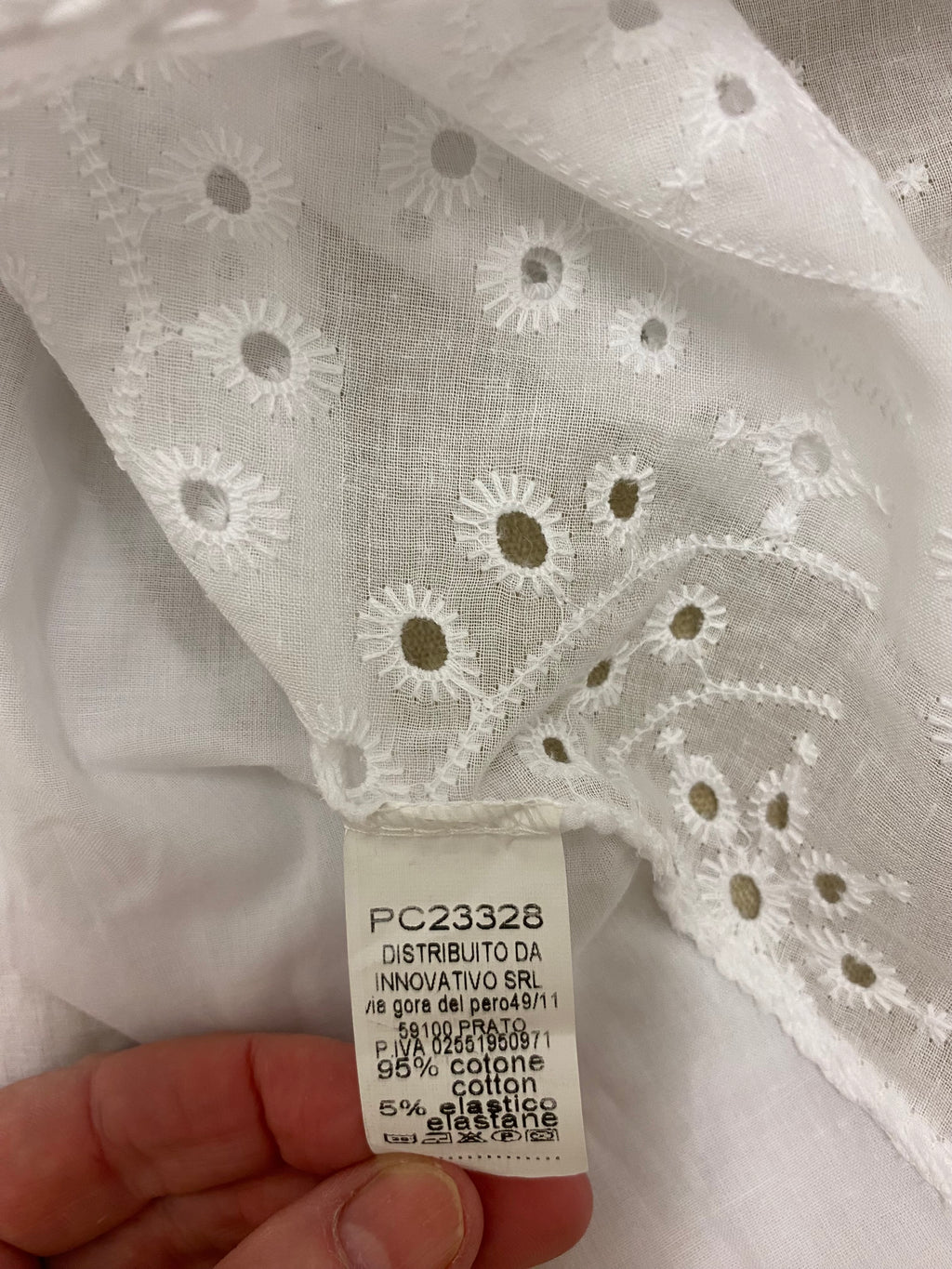Luftiger Chic: Lieblings-Tunika / Sommerkleid mit Lochstickerei