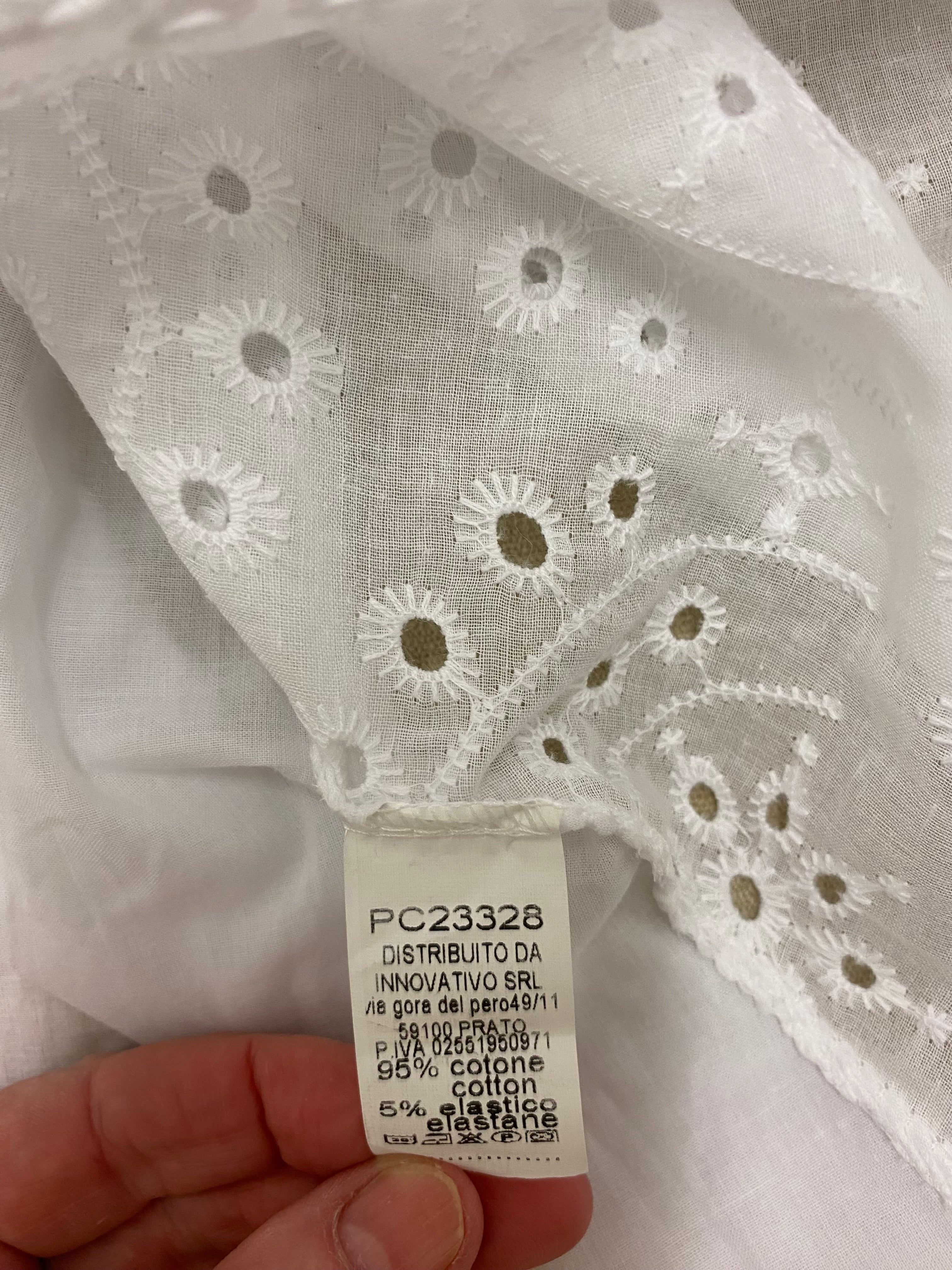 Luftiger Chic: Lieblings-Tunika / Sommerkleid mit Lochstickerei