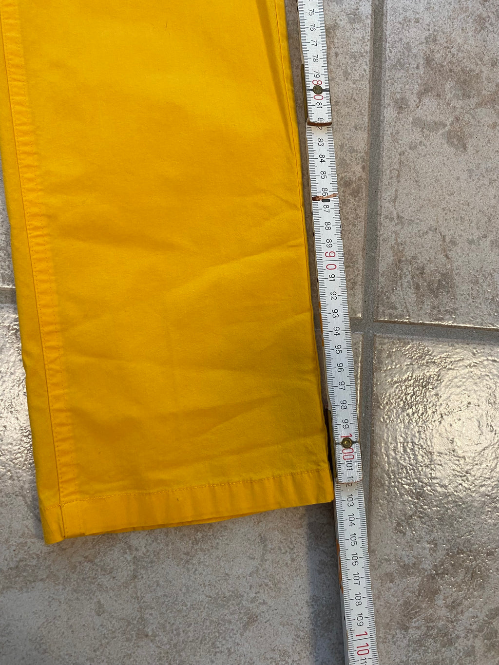 Stefanel Chino / Sommerhose in leuchtendem Maisgelb - Gr. 40, wie neu