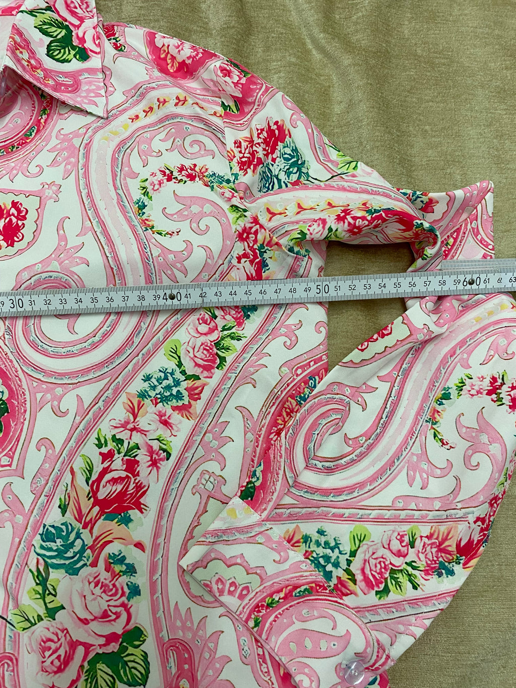 Set mit 2 Blusen, Gr. M, neu & ungetragen, Barock/Floral