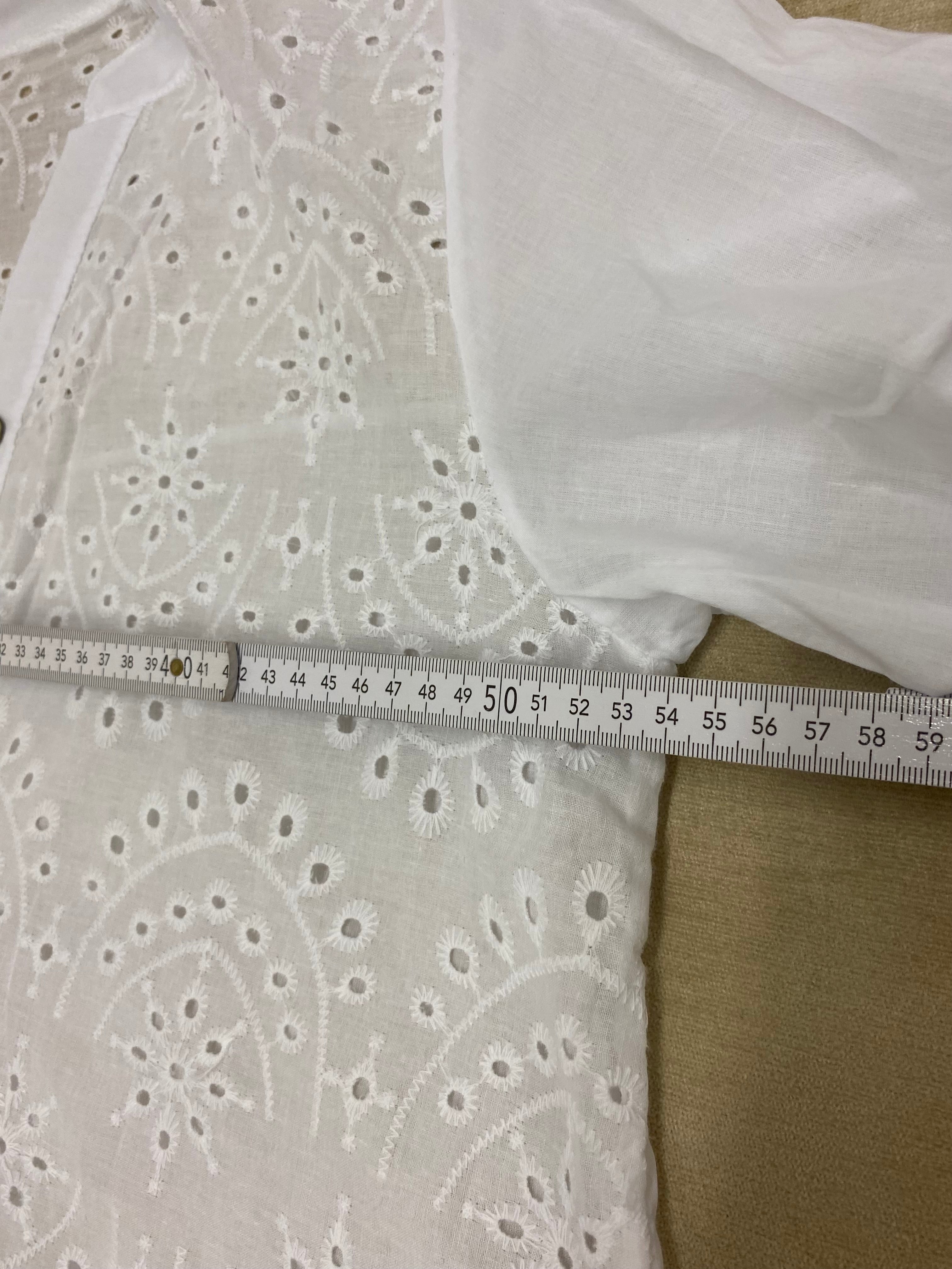 Luftiger Chic: Lieblings-Tunika / Sommerkleid mit Lochstickerei