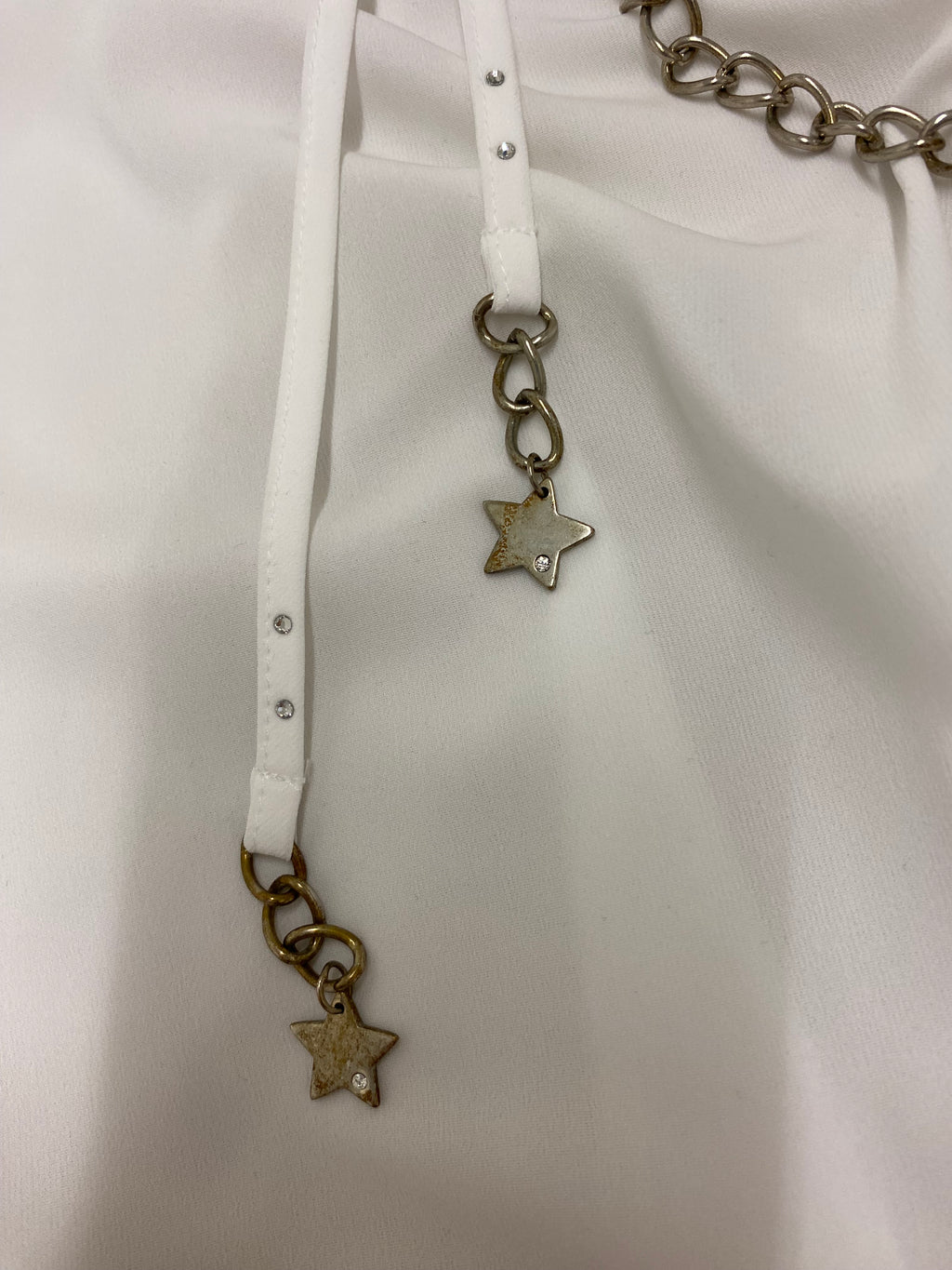 Exklusives, umwerfendes Top von Marlies Dekkers – Weiß mit Strass & Kettendetails