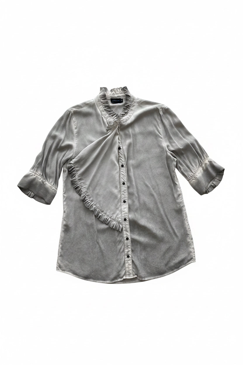 Liebeskind Berlin Bluse Gr. 42 Seidiger Touch – Vintage Grau mit Rüschen (minimaler Schönheitsfehler)