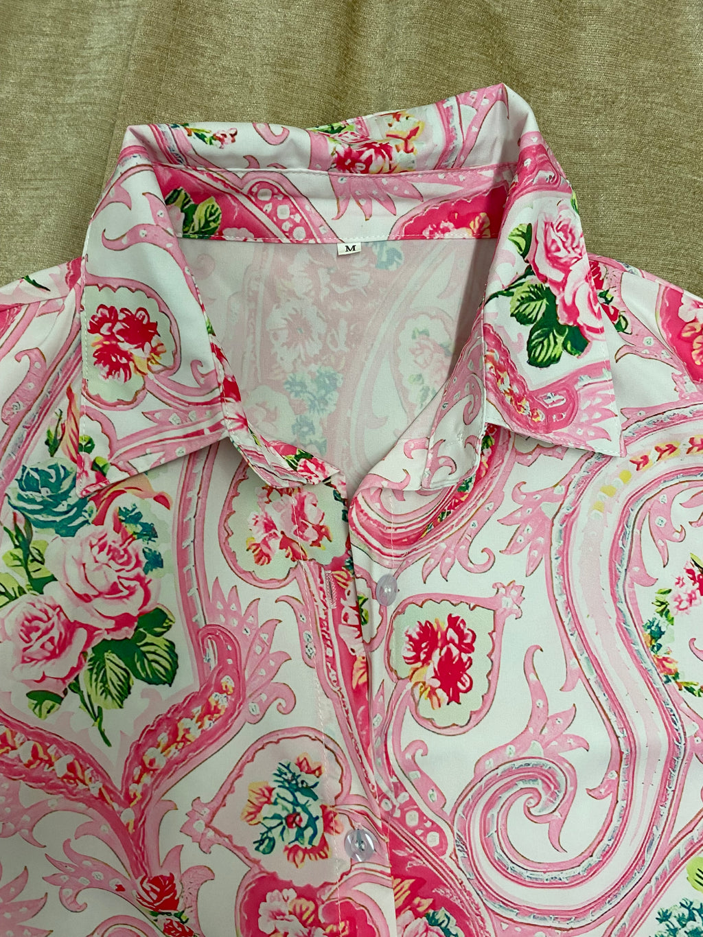 Set mit 2 Blusen, Gr. M, neu & ungetragen, Barock/Floral