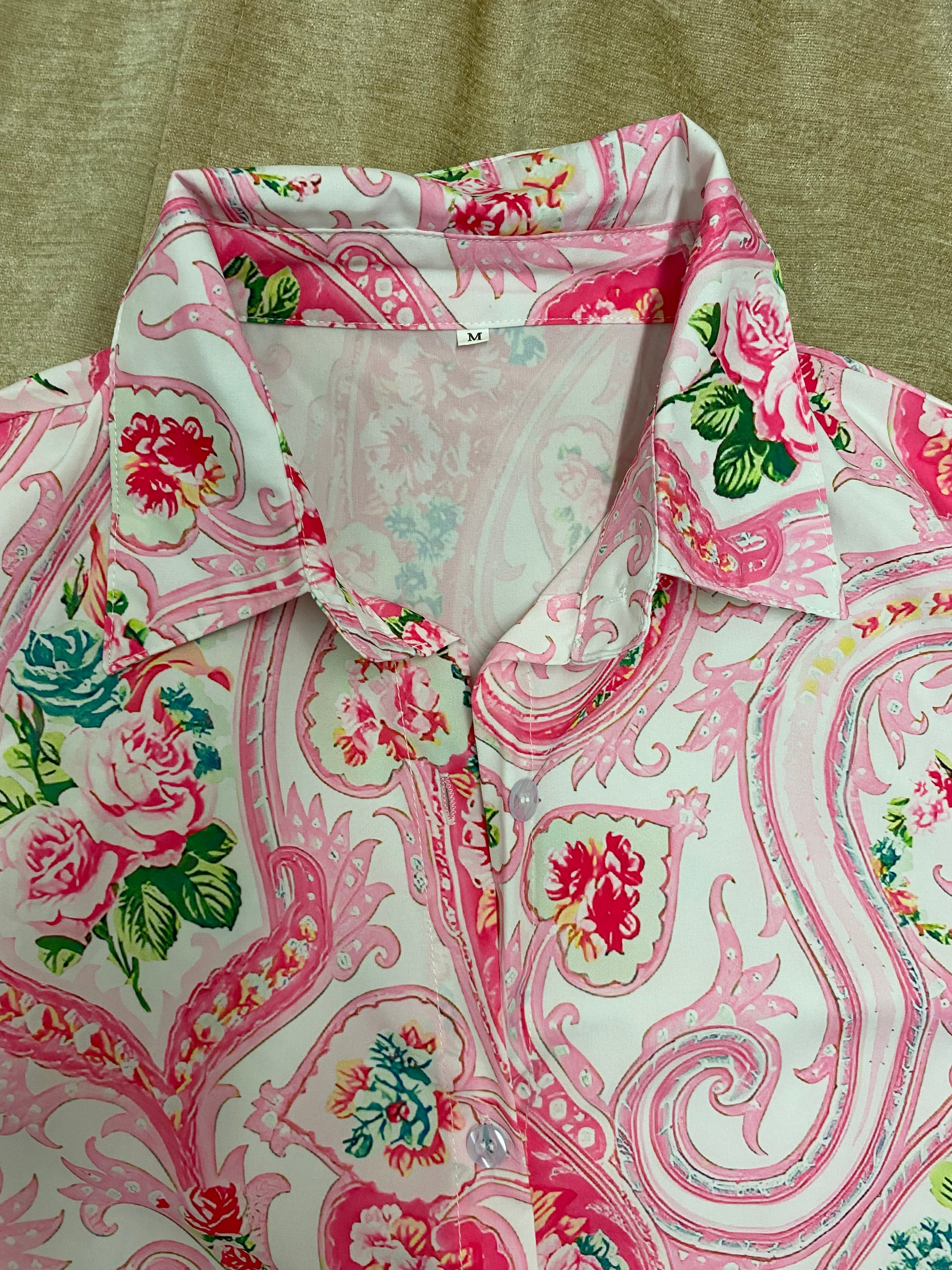Set mit 2 Blusen, Gr. M, neu & ungetragen, Barock/Floral
