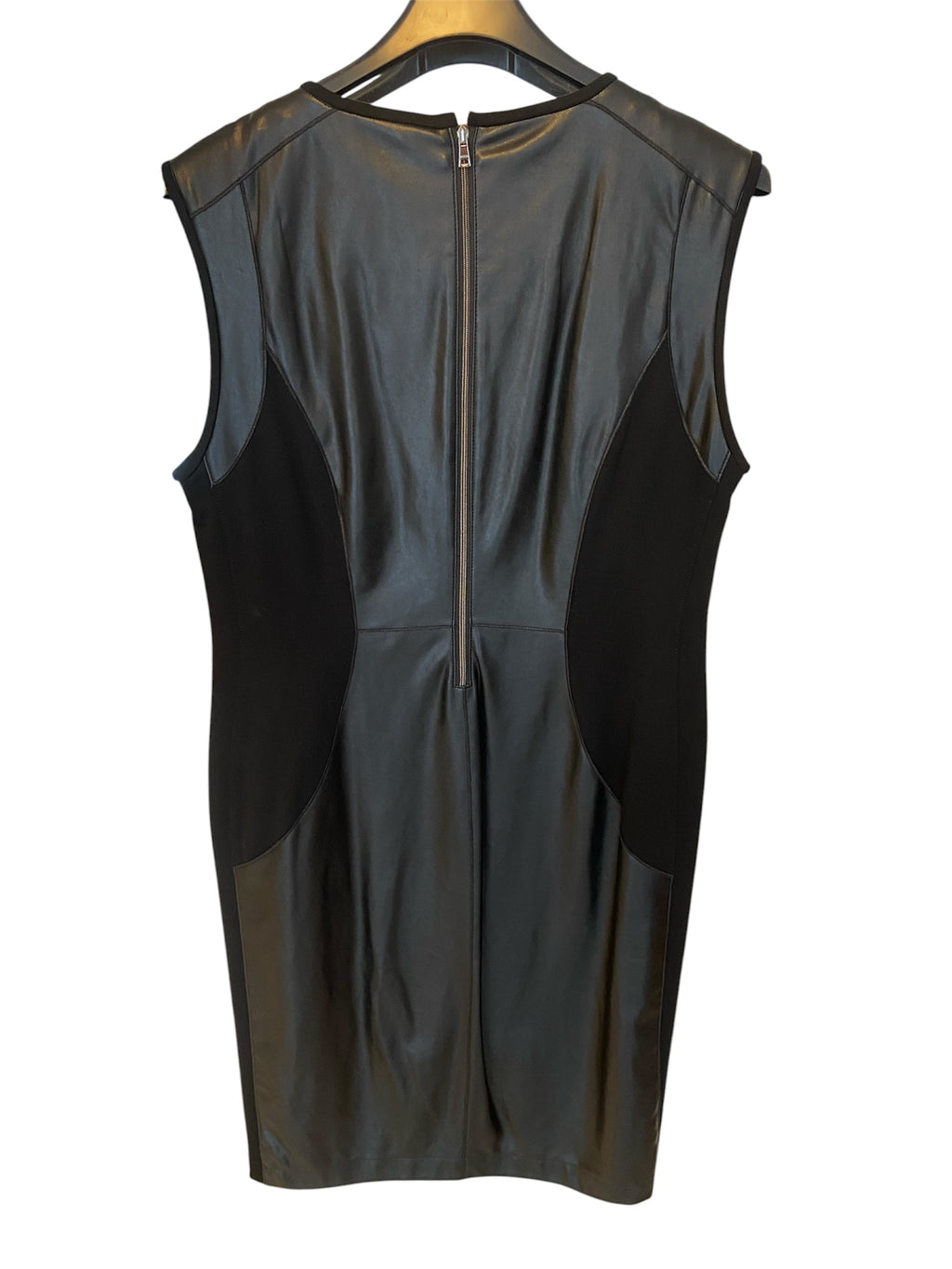 Edles MARC CAIN Kleid (mit leicht rockigem Touch) Leder-Optik & Stretch, N4 Gr. 38/40, Top Zustand- ungetragen!
