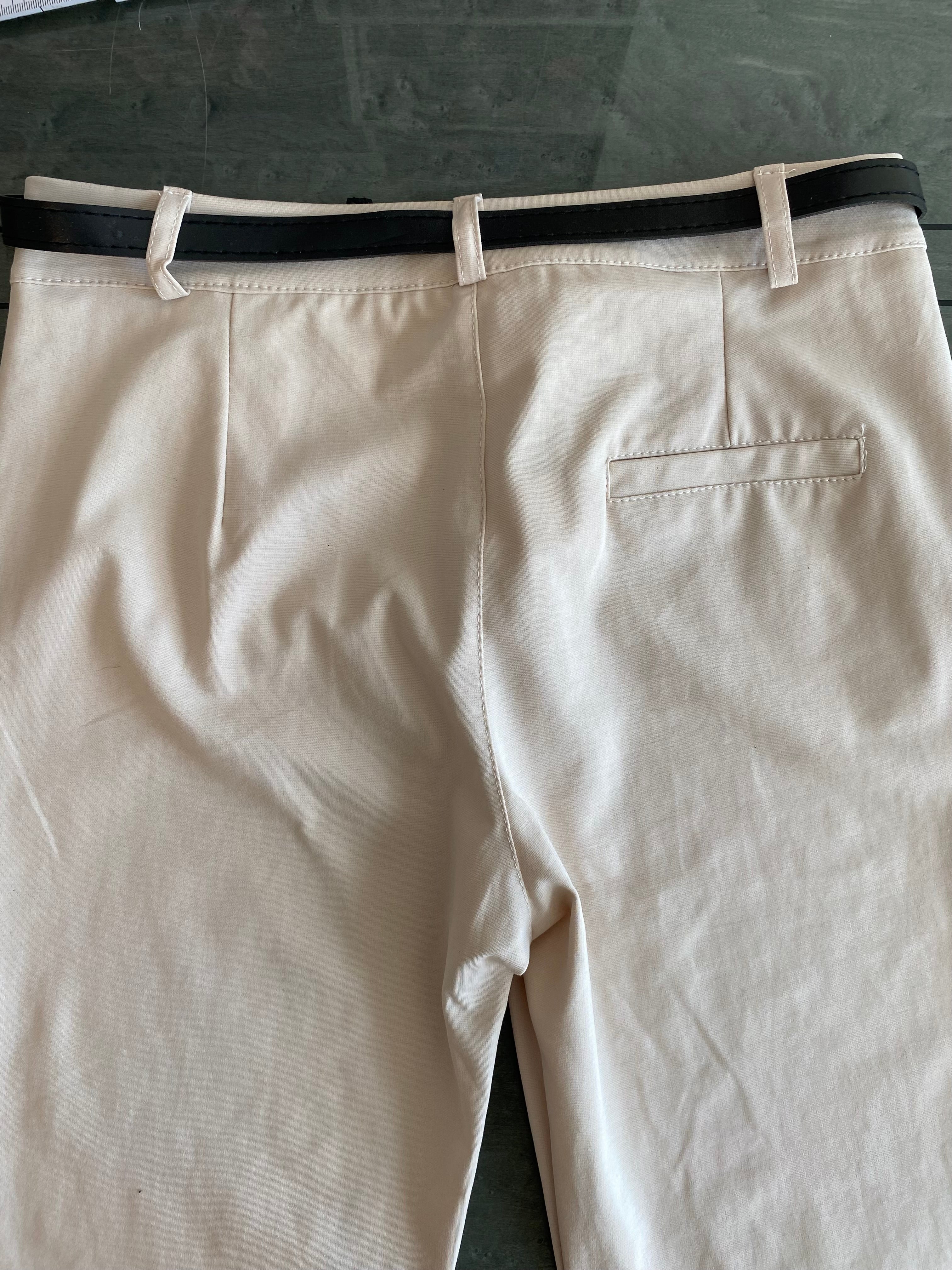 Stylische 7/8 Stretch-Hose in Off-White oder Ecru Gr S-M ( 36/38)