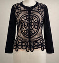 Moschino Cheap and Chic Cardigan - Macramé Spitze - Schwarz/Puder-Nude, Gr.
36/38/40 (Neupreis circa 500 €).