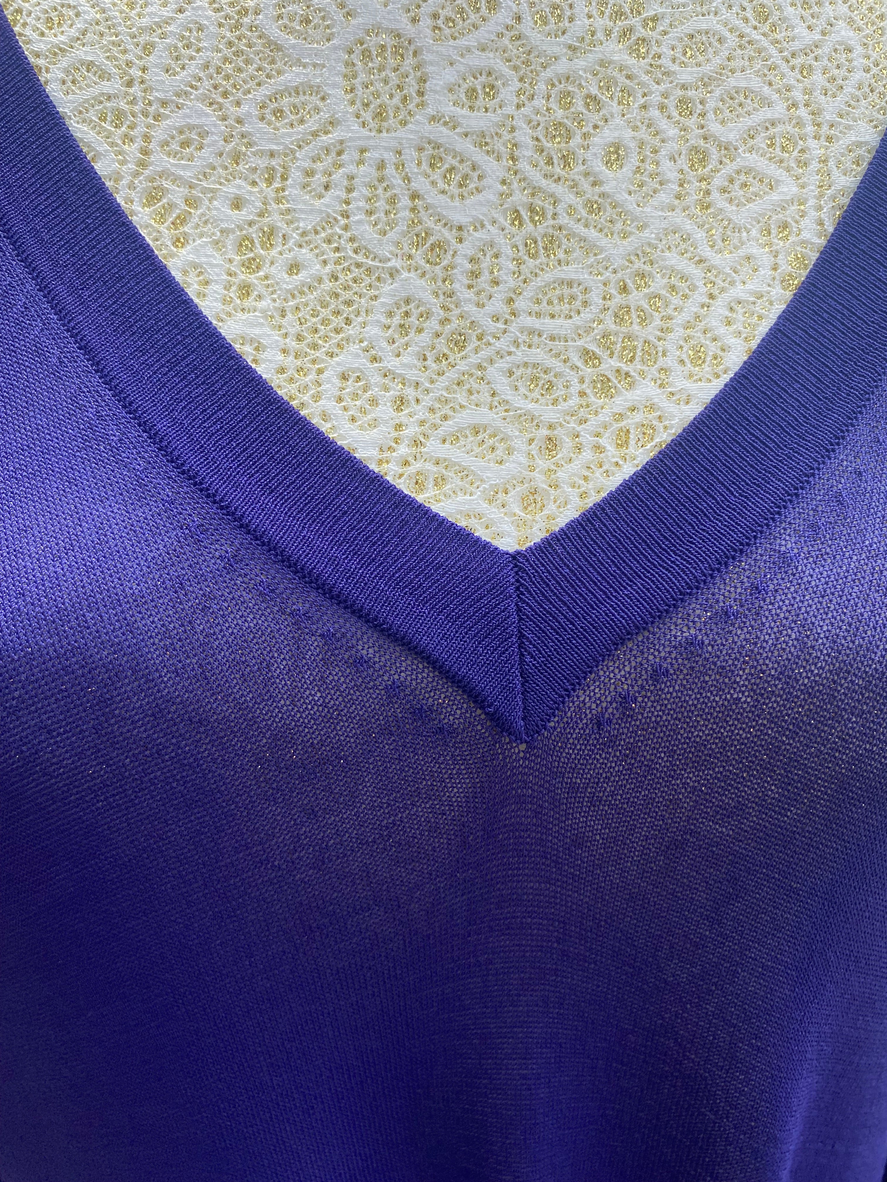 Sportliches Marc Cain Long-Shirt in leuchtendem Royalblau , V-Ausschnitt, Oversize, wie neu